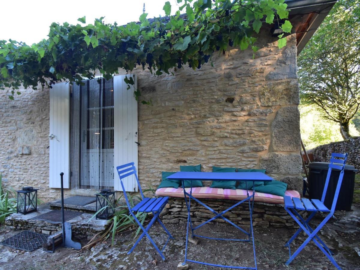 Cosy Holiday Home In Lantheuil With Garden Villefranche-du-Perigord Экстерьер фото
