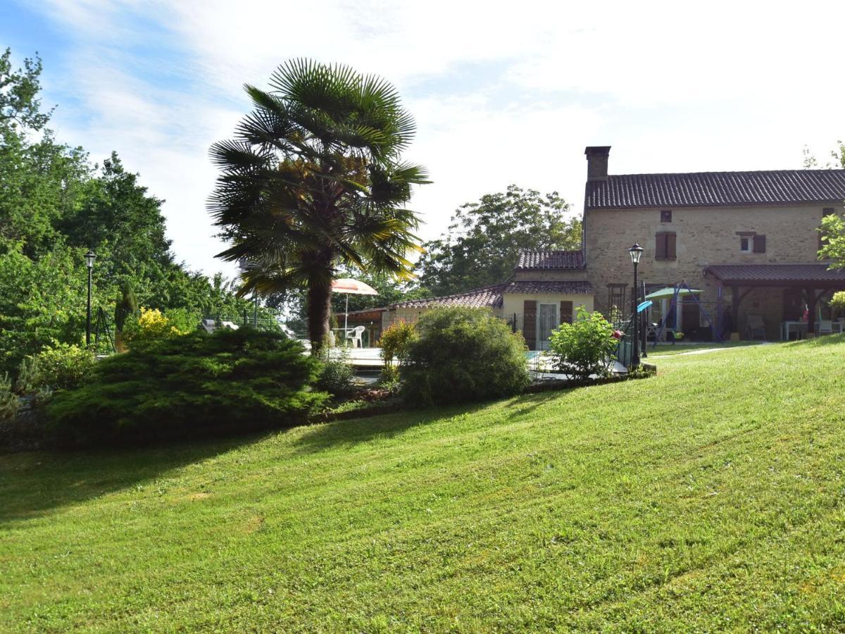 Cosy Holiday Home In Lantheuil With Garden Villefranche-du-Perigord Экстерьер фото